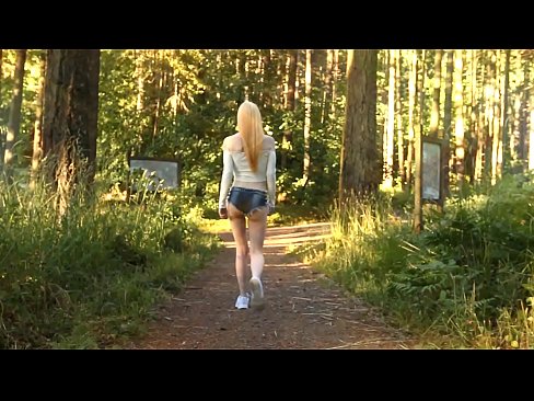 ❤️ Moaie frou beweecht stadich, net neaken video ❌ Porno op fy.kassavrn.ru ❌❤